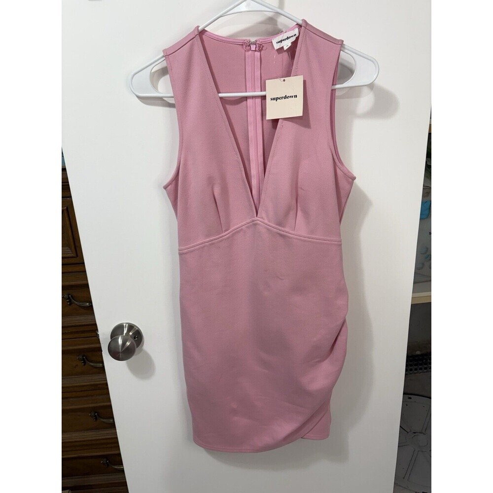 Superdown Skye Mini Dress Side Ruch Deep V-Neck Sleeveless Back Zip Coral M EUC